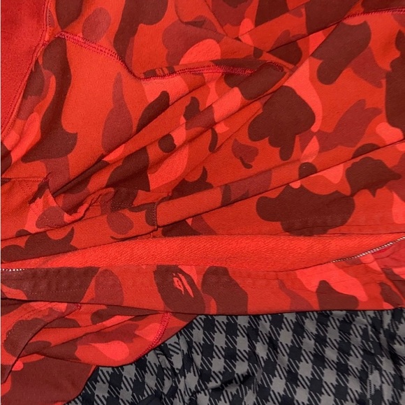 Double hoodie bape jacket all red came - Picture 5 of 5